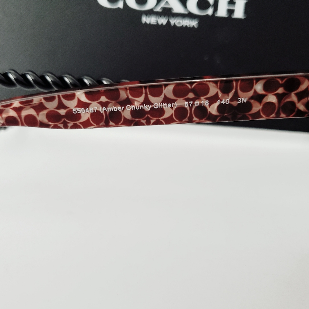 New w/ Case Coach womens sunglasses - Picture 4 of 6